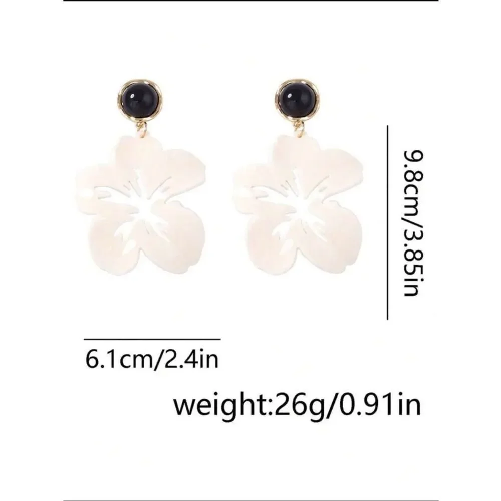 Elegant White Floral Drop Earrings with Black Accent - Women Jewelry R428